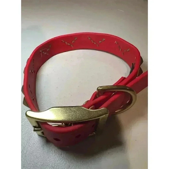 CR Premium Red Waterproof Dog Collar with Brass Hardware Medium - Picture 3 of 5